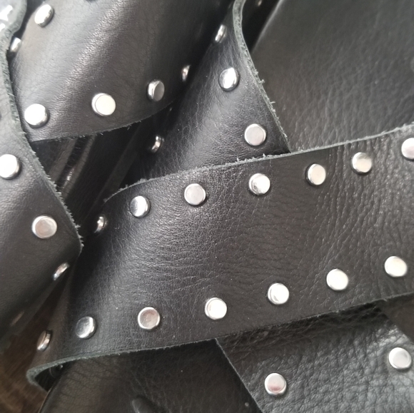 Studded black leather slides size 7 jslides - Picture 3 of 6